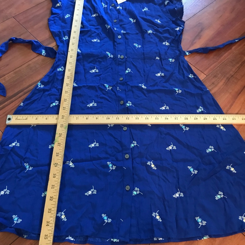 LOFT Royal Blue Floral Button-Front Tie-Waist Dress size 6 - Picture 16 of 16